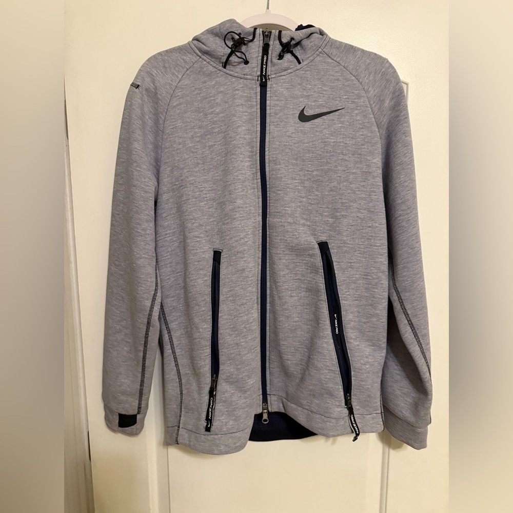 Nike Men's Purple/gray thermafit Nike Pro Zip up